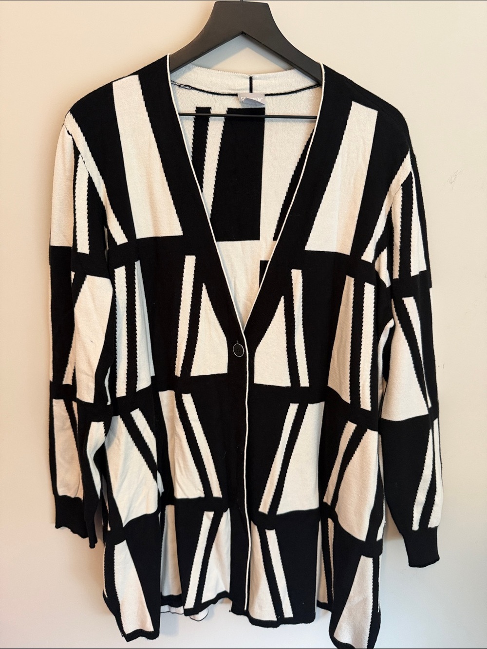 Chico's Black and White Geometric Cardigan XL